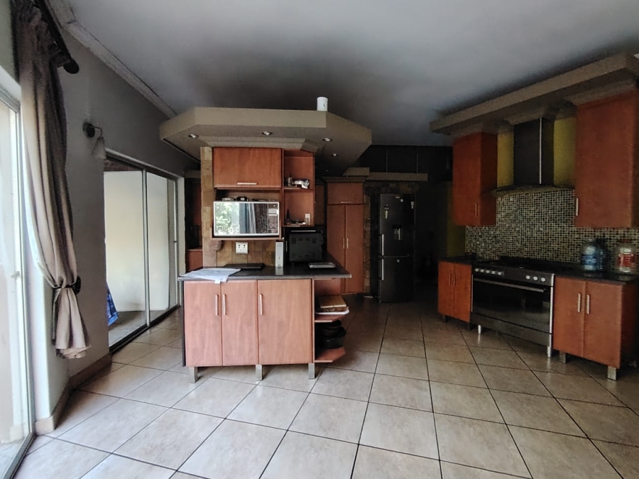 5 Bedroom Property for Sale in Universitas Free State